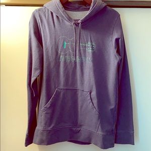 Patagonia women’s hooded sweatshirt size medium